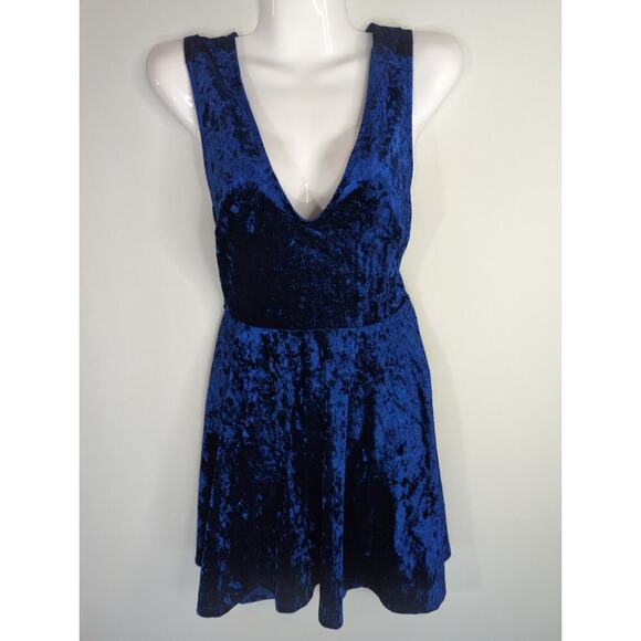 Lulus‎ Solo Album Navy Blue Backless Velvet Skater Dress Small NWT Party Skater - Picture 3 of 14